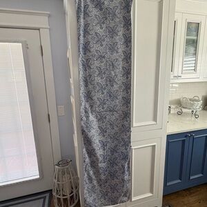 Pottery Barn large Blue Paisley table runner- 18” x 72”